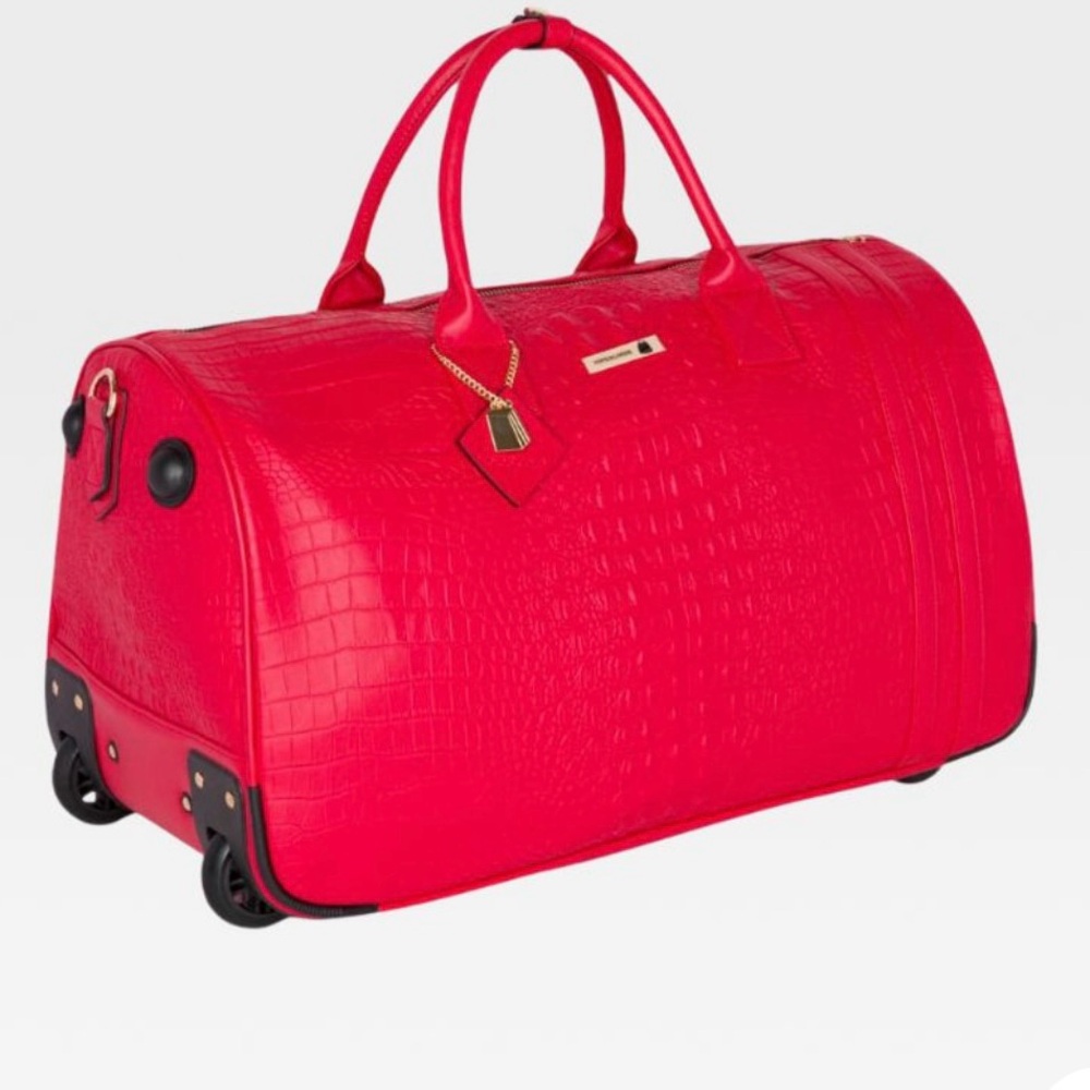 ❤️ Tote & Carry Statement Traveler Rolling Duffel Bag ❤️